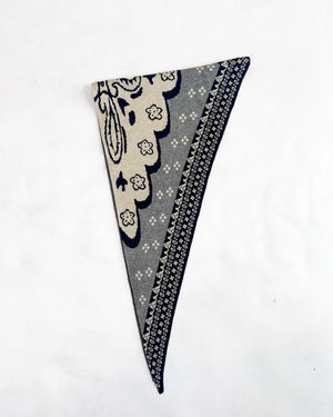 triangle sweater scarf
