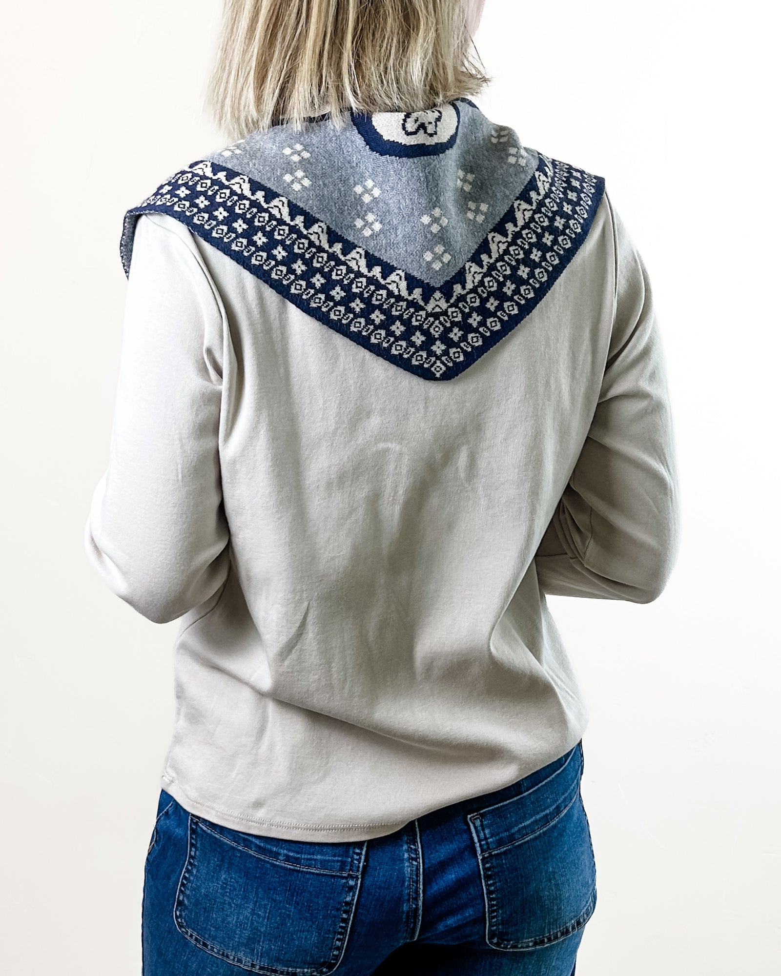 triangle sweater scarf