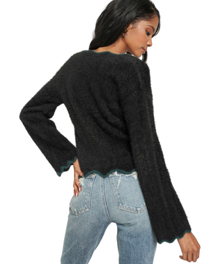 Scallop Black Sweater