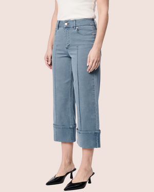 Holly stormy jean