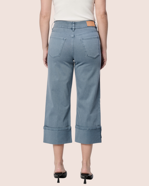 Holly stormy jean