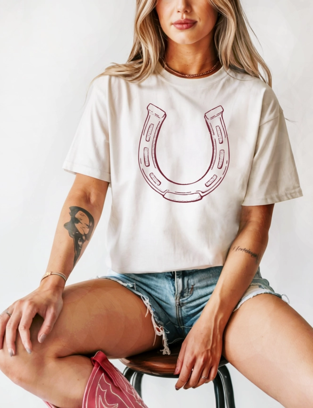 Horseshoe tee
