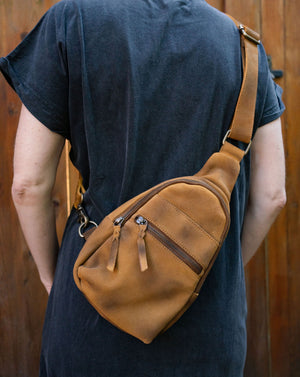 leather sling bag